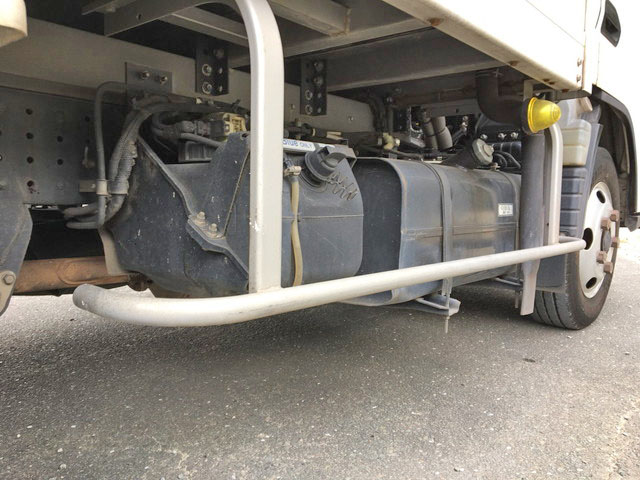 三菱ふそうキャンター冷凍車（冷蔵車）小型（2t・3t）[写真20]