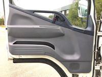 三菱ふそうキャンター冷凍車（冷蔵車）小型（2t・3t）[写真27]