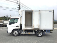 三菱ふそうキャンター冷凍車（冷蔵車）小型（2t・3t）[写真06]