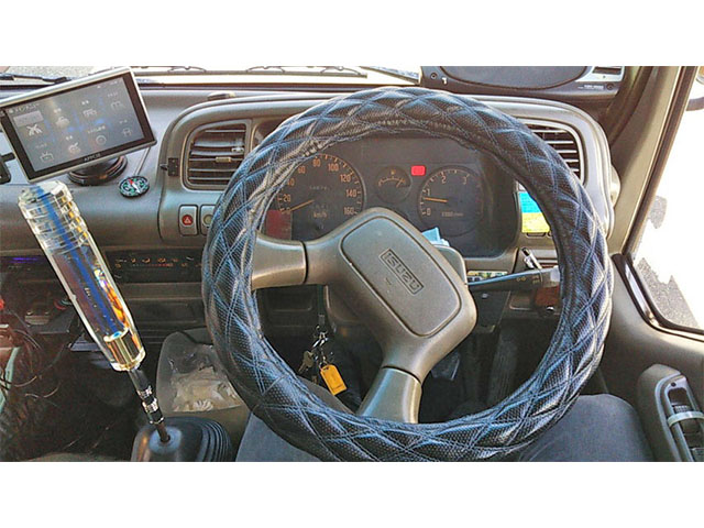 いすゞエルフタンク車（タンクローリー）小型（2t・3t）[写真10]