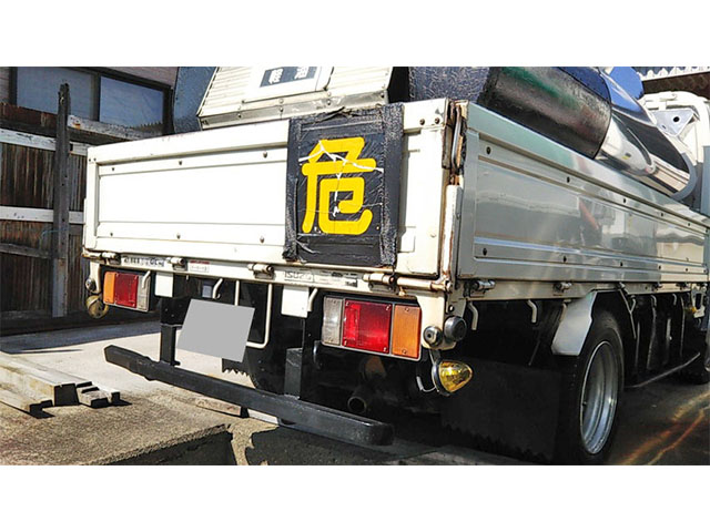 いすゞエルフタンク車（タンクローリー）小型（2t・3t）[写真04]