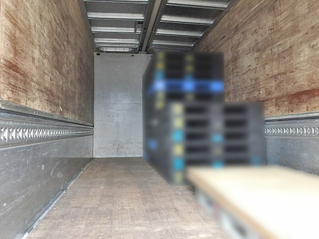 いすゞフォワードアルミウイング中型（4t）[写真07]