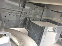 三菱ふそうキャンターアルミバン小型（2t・3t）[写真13]