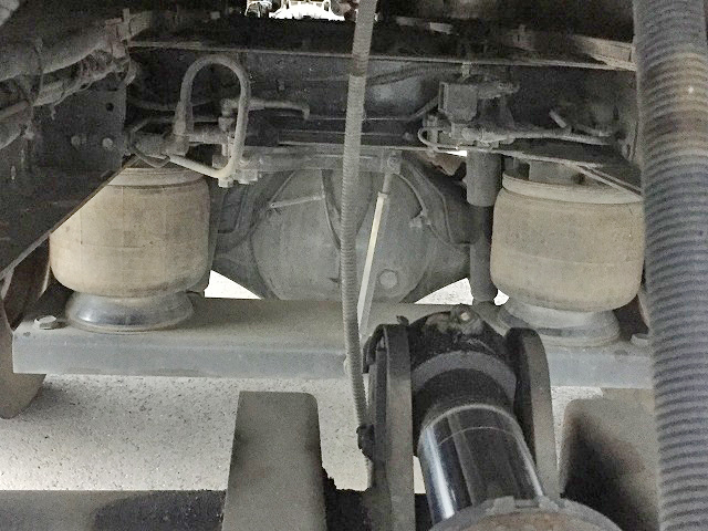 三菱ふそうキャンターアルミバン小型（2t・3t）[写真14]