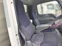 三菱ふそうキャンターアルミバン小型（2t・3t）[写真17]