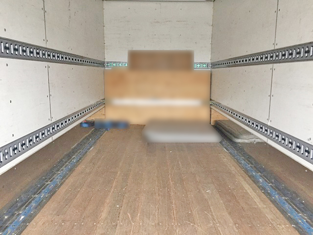 三菱ふそうキャンターアルミバン小型（2t・3t）[写真08]