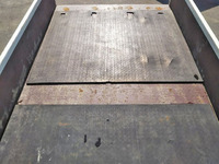 いすゞエルフ平ボディ小型（2t・3t）[写真17]