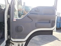 いすゞエルフ平ボディ小型（2t・3t）[写真30]