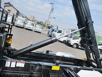 三菱ふそうキャンターコンテナ専用車小型（2t・3t）[写真18]