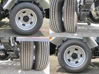 三菱ふそうキャンターコンテナ専用車小型（2t・3t）[写真22]