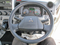 三菱ふそうキャンターコンテナ専用車小型（2t・3t）[写真26]