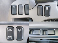 三菱ふそうキャンターコンテナ専用車小型（2t・3t）[写真28]