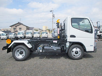 三菱ふそうキャンターコンテナ専用車小型（2t・3t）[写真08]