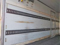 日野デュトロ冷凍車（冷蔵車）小型（2t・3t）[写真14]