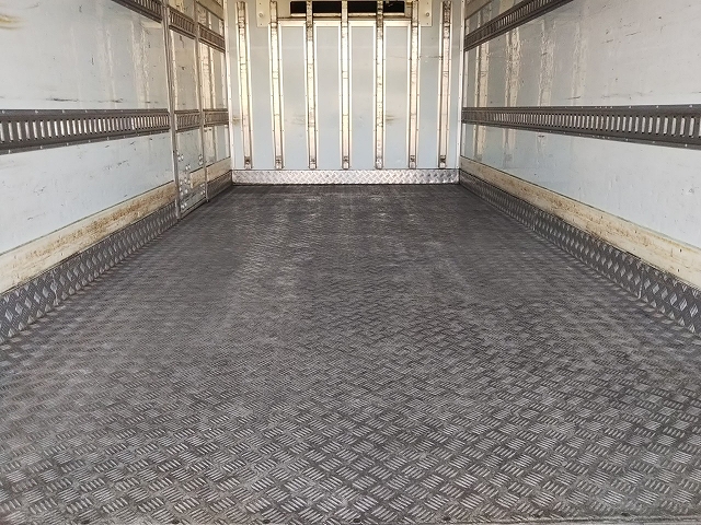 日野デュトロ冷凍車（冷蔵車）小型（2t・3t）[写真17]