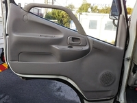 日野デュトロ冷凍車（冷蔵車）小型（2t・3t）[写真26]