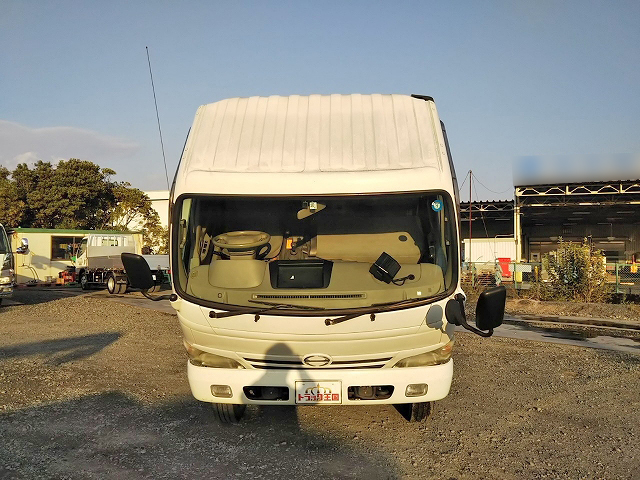 日野デュトロ冷凍車（冷蔵車）小型（2t・3t）[写真09]