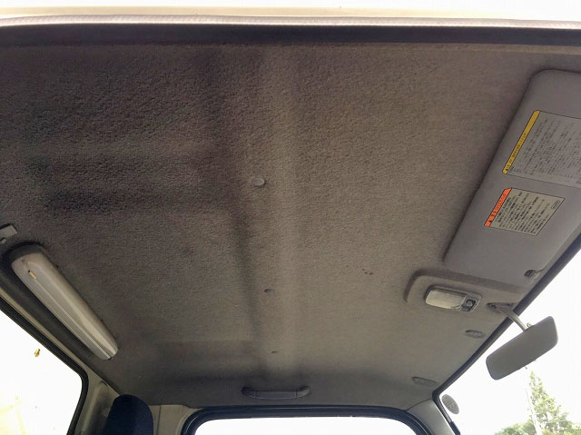 三菱ふそうキャンターアルミバン小型（2t・3t）[写真28]