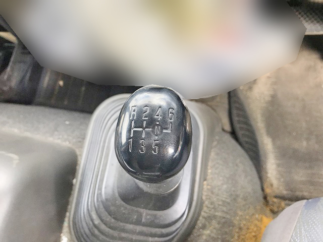 いすゞフォワードアルミウイング中型（4t）[写真19]