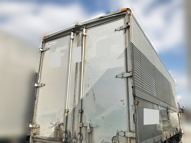 いすゞフォワードアルミウイング中型（4t）[写真03]