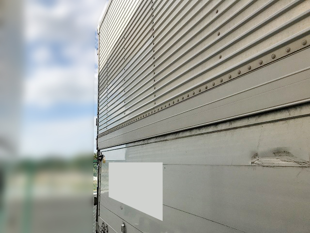 いすゞフォワードアルミウイング中型（4t）[写真08]