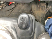 いすゞエルフ平ボディ小型（2t・3t）[写真18]