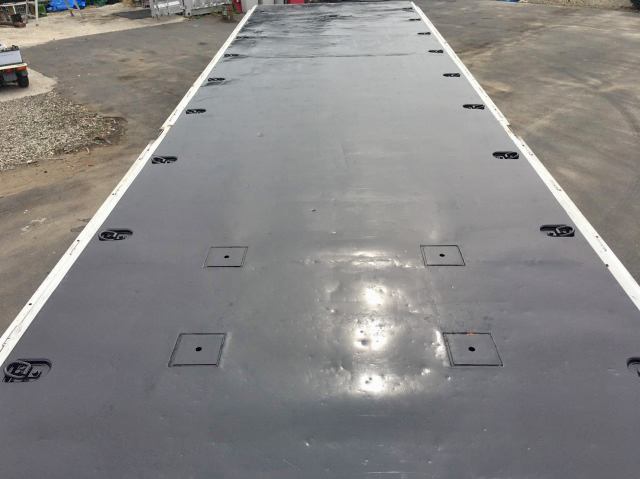 いすゞギガアルミブロック大型（10t）[写真12]