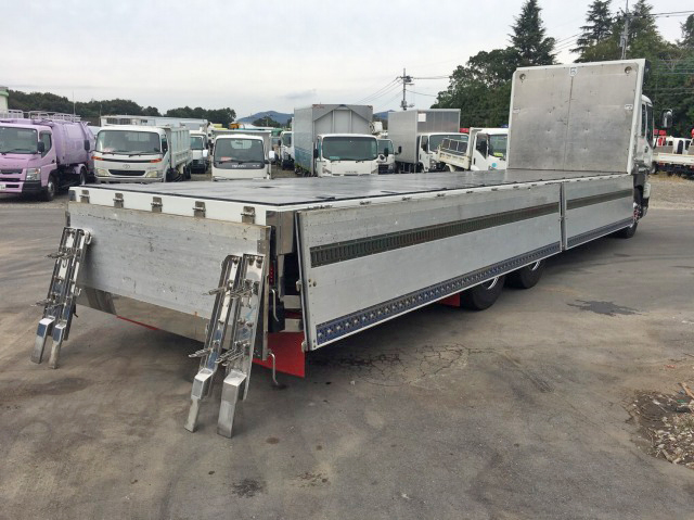 いすゞギガアルミブロック大型（10t）[写真02]