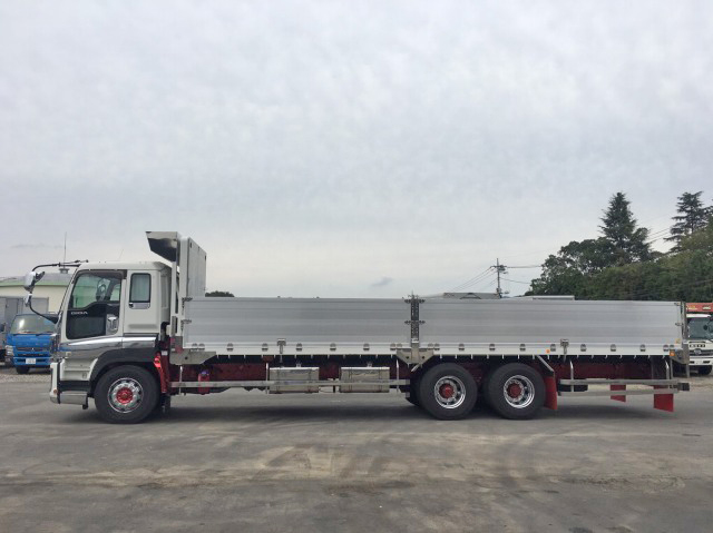 いすゞギガアルミブロック大型（10t）[写真05]