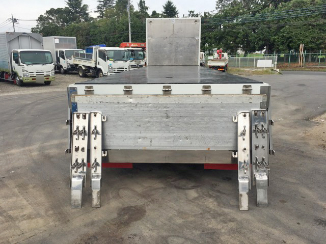 いすゞギガアルミブロック大型（10t）[写真09]