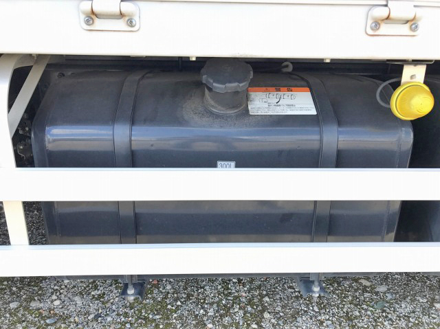 三菱ふそうスーパーグレートパネルウイング大型（10t）[写真16]