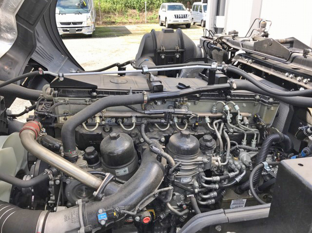 三菱ふそうスーパーグレートパネルウイング大型（10t）[写真25]