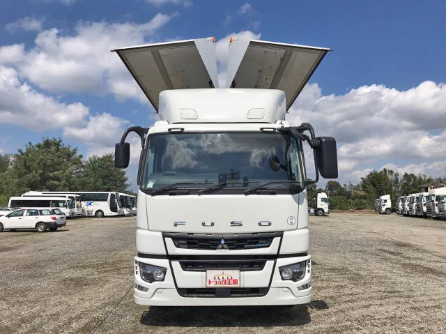 三菱ふそうスーパーグレートパネルウイング大型（10t）[写真09]