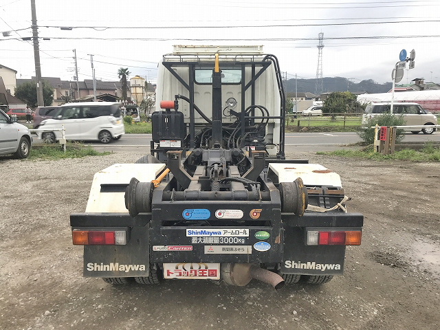 三菱ふそうキャンターアームロール小型（2t・3t）[写真12]