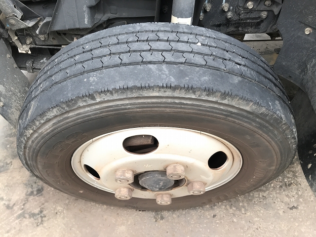 三菱ふそうキャンターアームロール小型（2t・3t）[写真20]