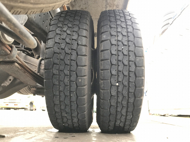 三菱ふそうキャンターアームロール小型（2t・3t）[写真21]