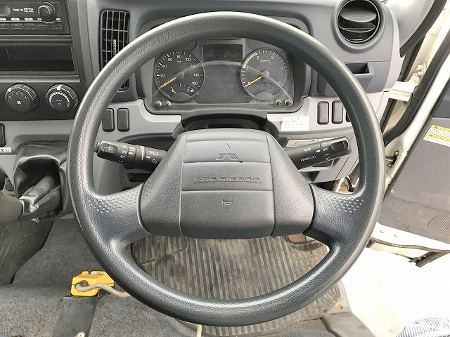 三菱ふそうキャンターアームロール小型（2t・3t）[写真38]