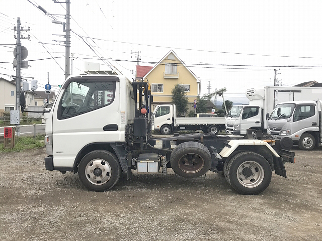 三菱ふそうキャンターアームロール小型（2t・3t）[写真05]