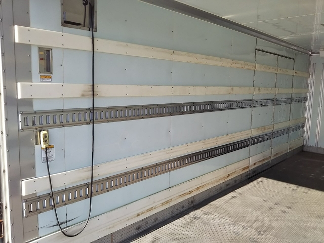 日野レンジャー冷凍車（冷蔵車）増トン（6t・8t）[写真11]