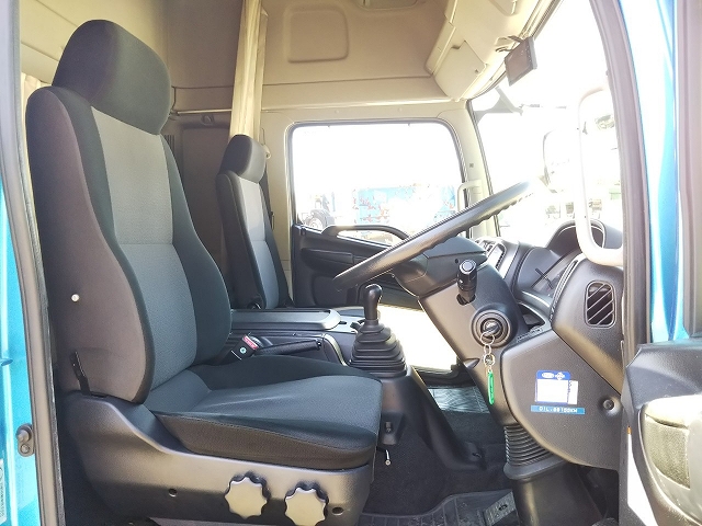 日野レンジャーアルミバン中型（4t）[写真29]