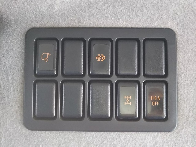 いすゞギガダンプ大型（10t）[写真38]