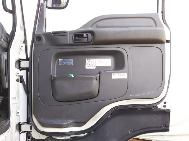 いすゞギガ冷凍車（冷蔵車）大型（10t）[写真28]
