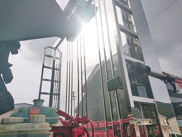 三菱ふそうスーパーグレートダンプ大型（10t）[写真15]