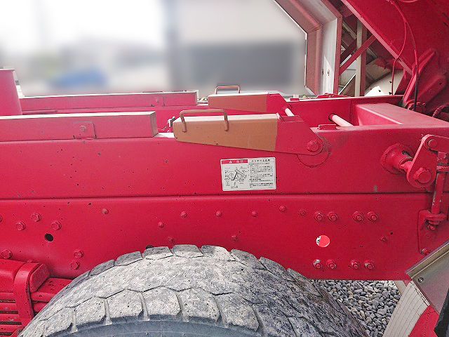 三菱ふそうスーパーグレートダンプ大型（10t）[写真19]