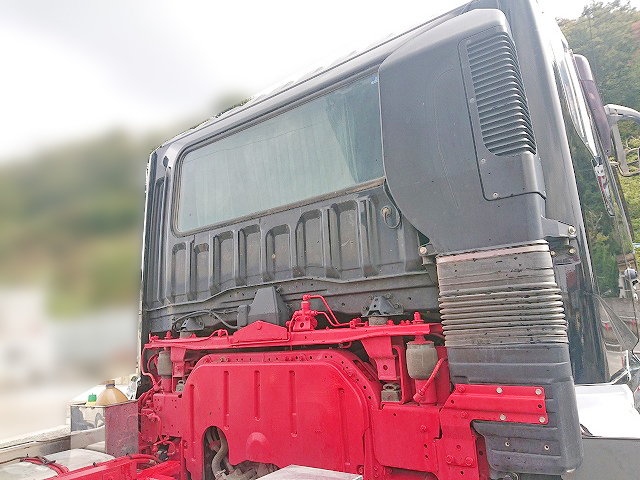 三菱ふそうスーパーグレートダンプ大型（10t）[写真09]