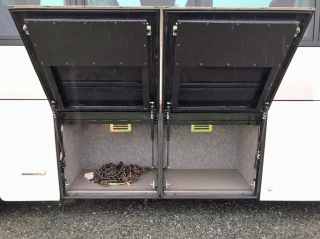 UDトラックスその他の車種送迎バス[写真16]