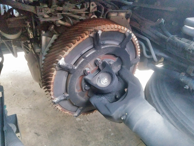 日野プロフィアトレーラーヘッド（トラクターヘッド）大型（10t）[写真16]