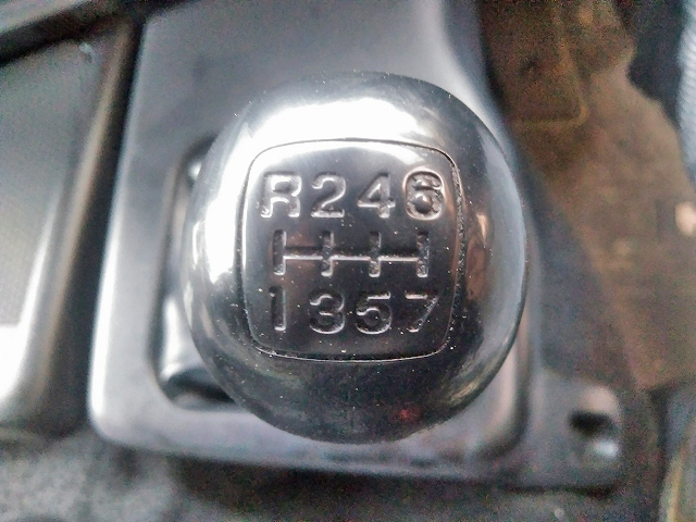 日野プロフィアトレーラーヘッド（トラクターヘッド）大型（10t）[写真37]