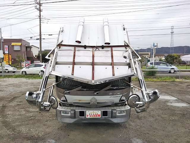 三菱ふそうキャンターアルミブロック小型（2t・3t）[写真10]