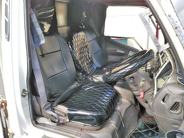 三菱ふそうキャンターアルミブロック小型（2t・3t）[写真27]